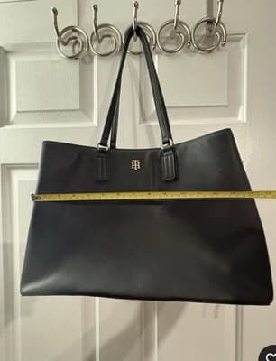 Tommy Hilfiger Large Navy Tote - 69j7978