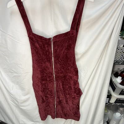 Stitch & Pine Burgundy Corduroy Zip Front Square Neck Strappy Romper M