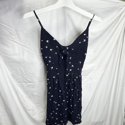 Purple Snow Black/White Bird Print Tie Front V-Neck Strappy Romper M