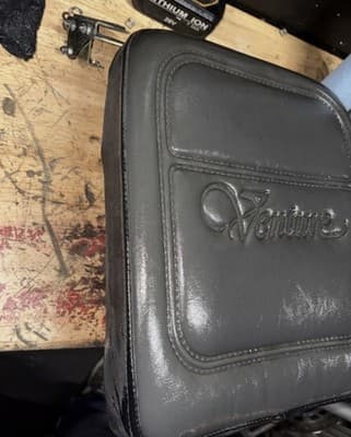 86-93 Yamaha XVZ13 Venture Royale XVZ 1300 backrest top box center pad