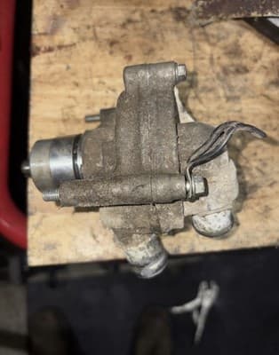 Honda Magna VF700C VF700 VF 700 C Engine Water Coolant Pump