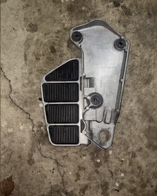 1987 Yamaha Venture XVZ1300 XVZ 1300 Left Rear Back Passenger Foot Peg Pedal 87