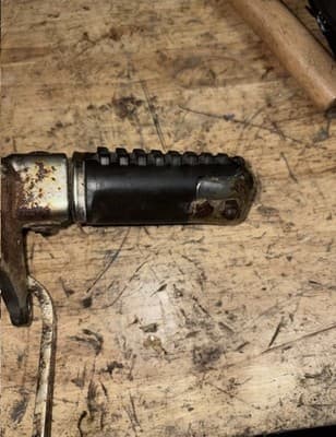 Honda Magna VF700C VF700 VF 700 C Left Front Foot Peg Shifter Pedal