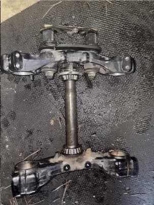 1987 Yamaha Venture XVZ1300 Front Triple Tree Top Bottom Set Fork Hold XVZ 1300