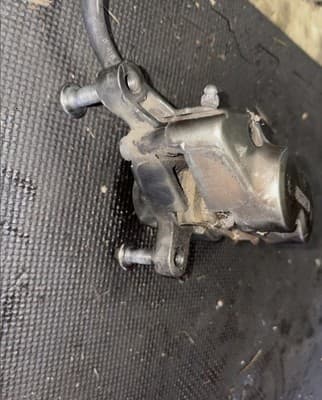 1987 Yamaha Venture XVZ1300 Front Right Brake Caliper 87 XVZ 1300