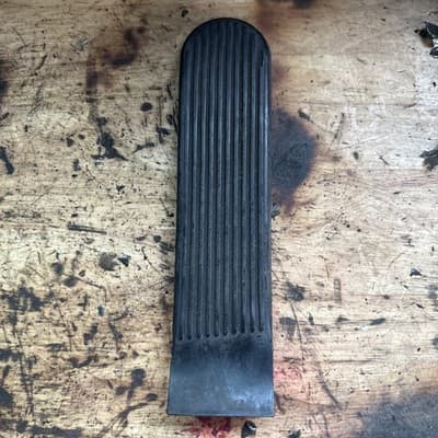 Gas Pedal Assembly VW Type 3 Squareback Fastback Aircooled Vintage OEM