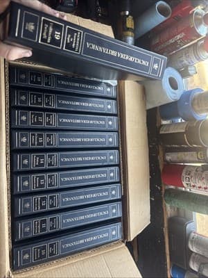 Britannica Macropaedia Knowledge in Depth Volume 10-19 Accounting Hardcover