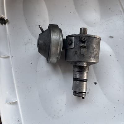 1968-1970 VW Transporter distributor 0 231 173 005 Bosch Karmann Ghia Beetle M/T
