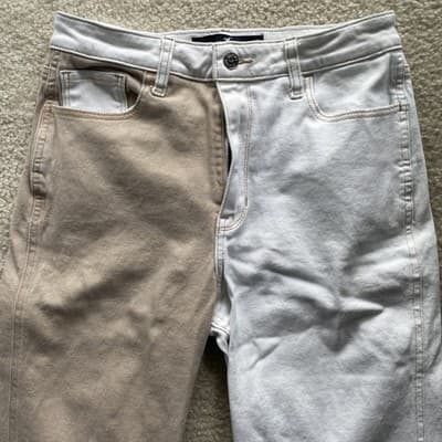 Hollister Ultra High Rise Mom Jean White & Tan Womens Size 9R 28x27 Preowned