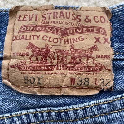 Levis 501 Straight Leg Button Fly 100% Cotton Mens 38x32 Preowned