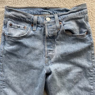 Levis 501 S Skinny Rough Hem Womens 24x28 Preowned Good