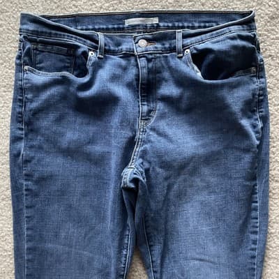 Levi’s Classic Boot Blue Jeans Womens Size 16 Preowned Excellent