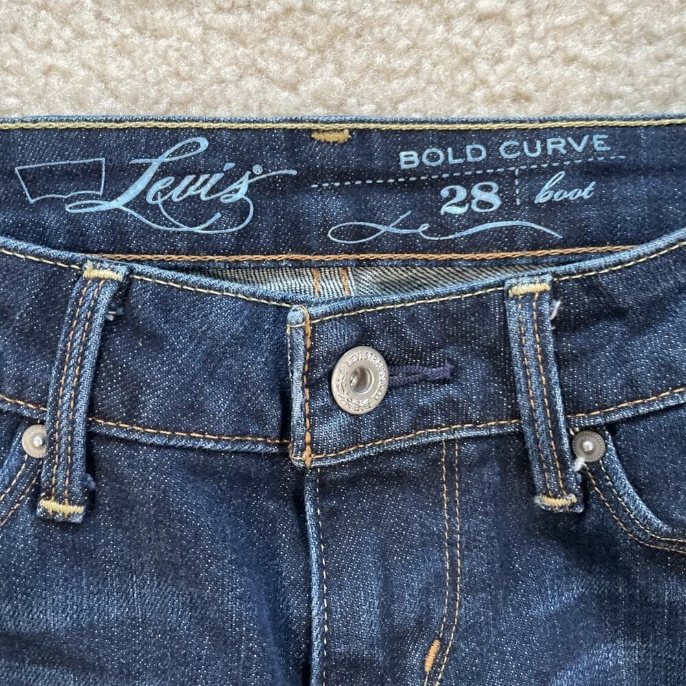 Levis Bold Curve Bootcut Jeans Womens Size 28 Preowned Excellent Blue