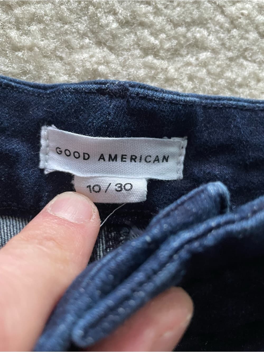 Good American Dark Blue Straight-Leg Jeans Women’s Size 10/30 Preowned Excellent