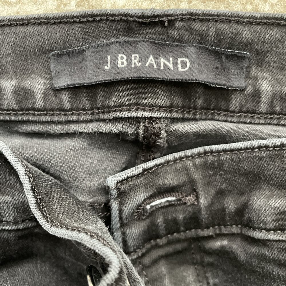 J Brand Low Rise Crop Skinny Distressed Frayed Hem Black Jeans Womens 27