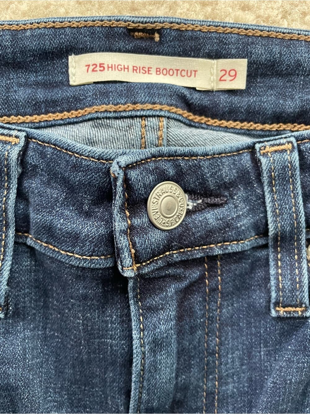 Levi's 725 High Rise Boot Cut Dark Blue Jeans Women’s Size 29
