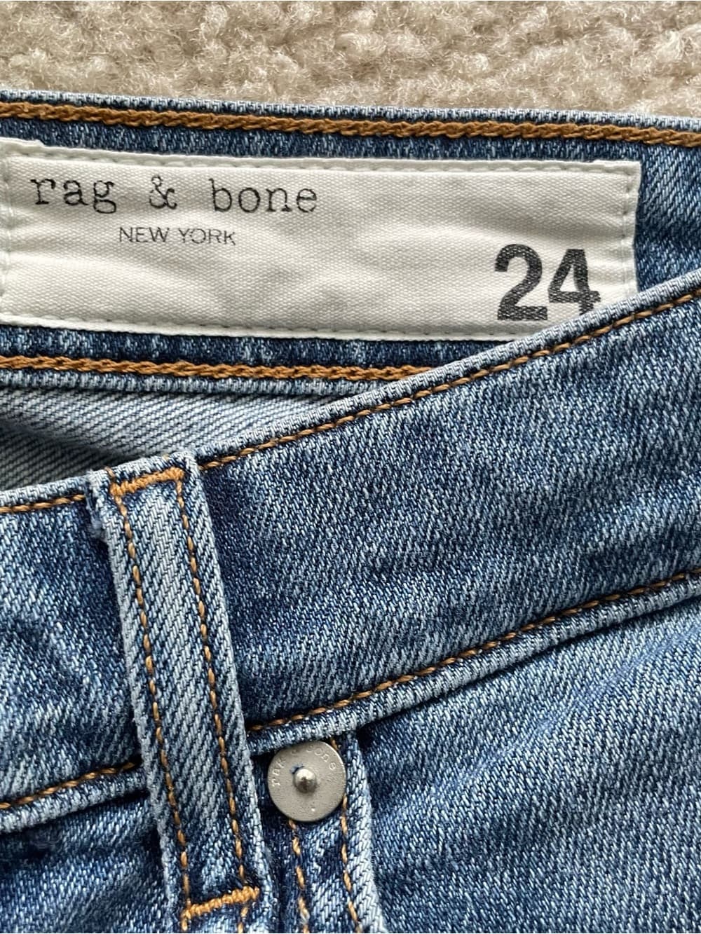 Rag & Bone Dre Low Rise Slim Boyfriend Jeans Women’s Size 24 Light Blue Wash