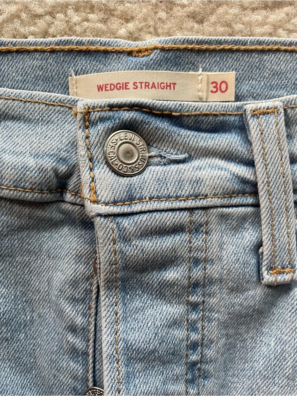Levi's Wedgie Straight Distressed Pale Blue Women's Jeans Size 30x28