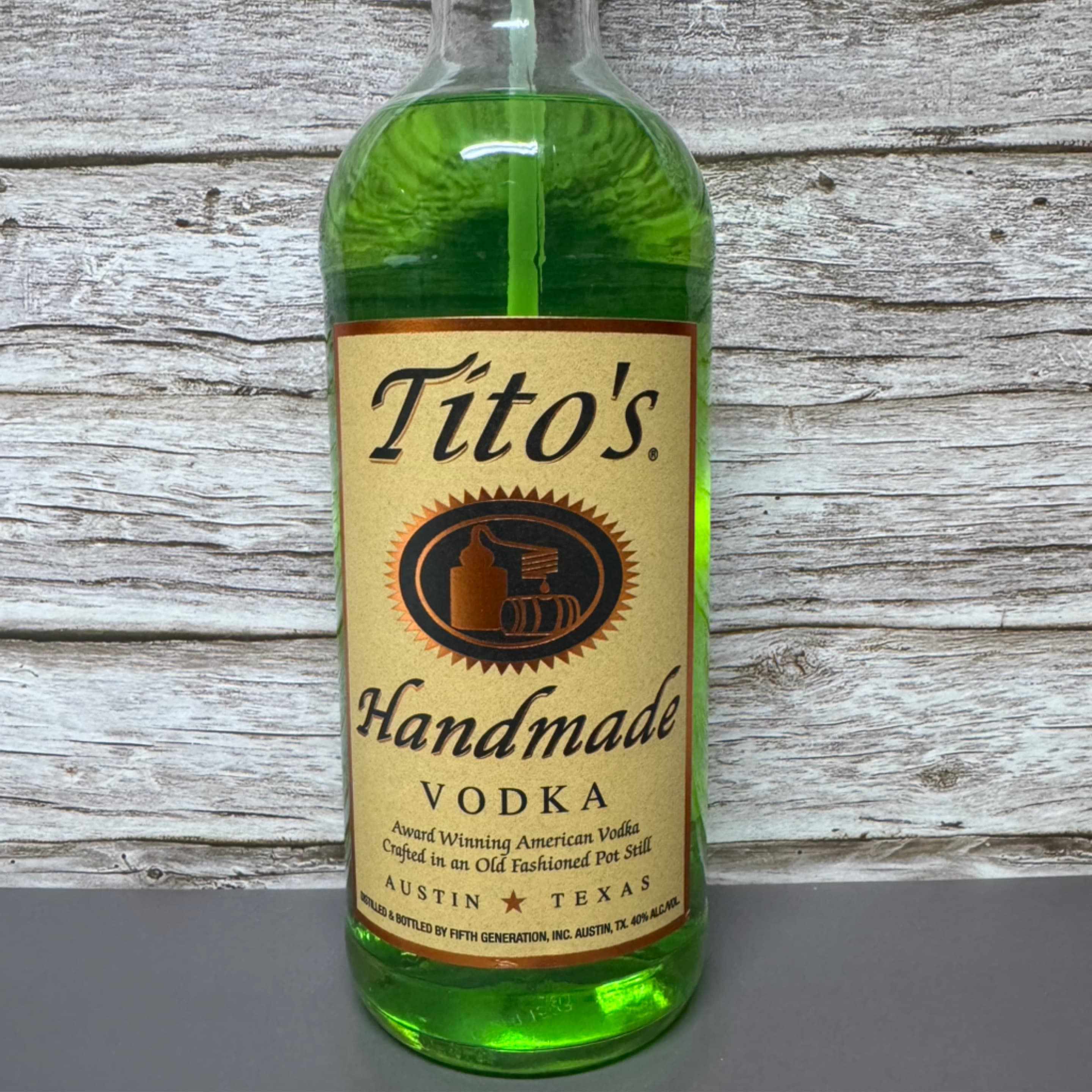 1L TITOS (GREEN, GRANNY SMITH APPLES) HAND SOAP - Regular