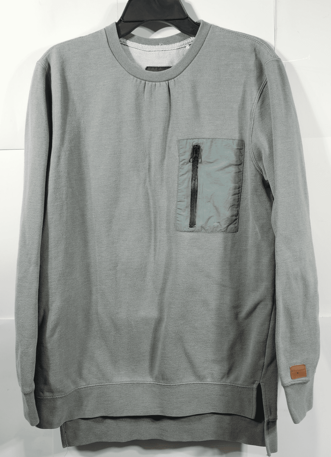 Modern Amusement Men's Medium Sweatshirt Green Long Sleeve Pocket Crewneck