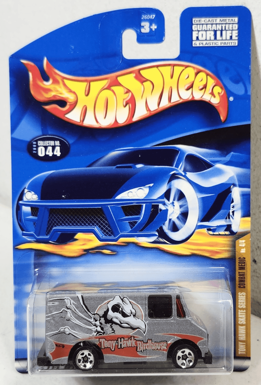 2000 Hot Wheels Tony Hawk Combat Medic Car 1/64 Toy Vehicle Birdhouse NEW