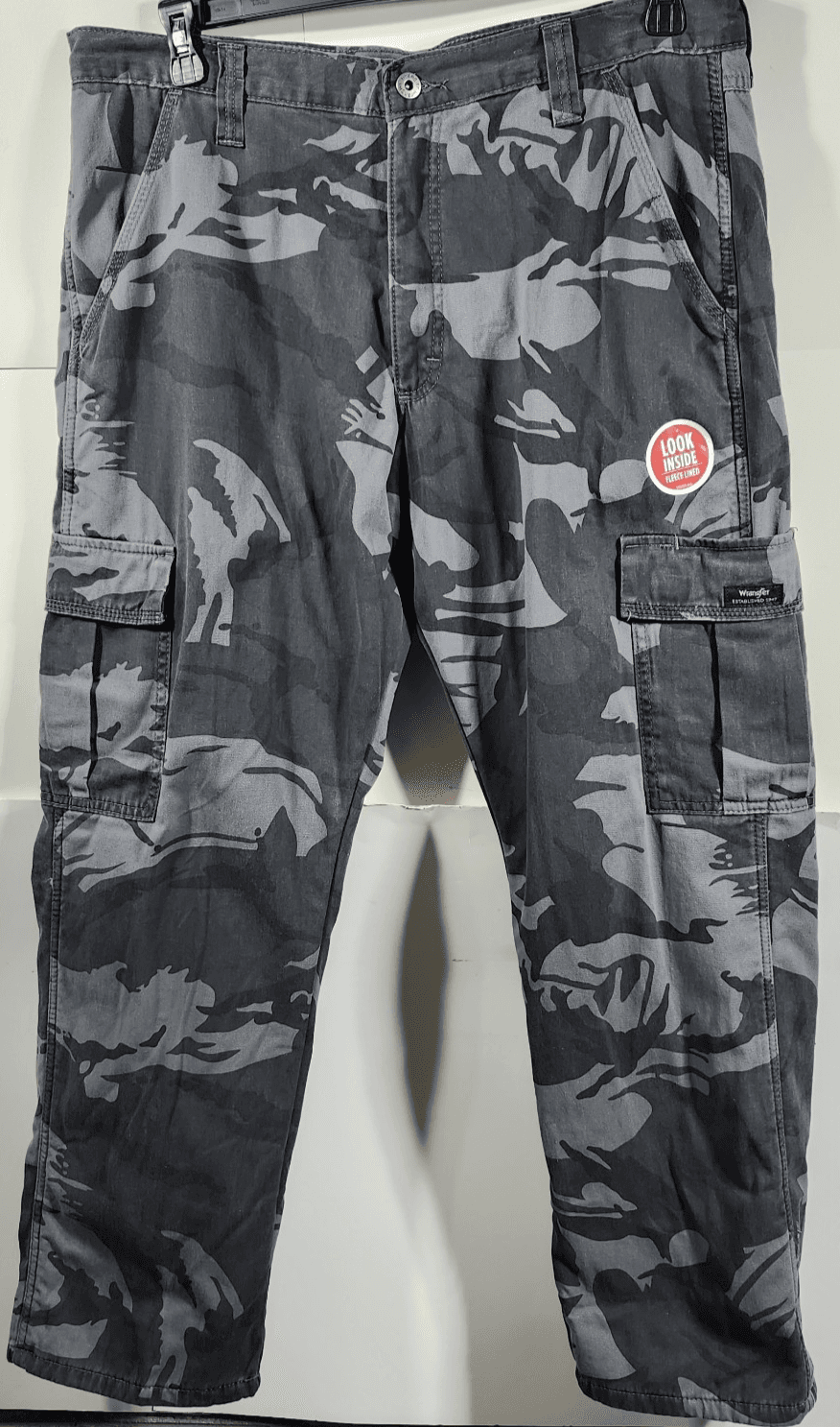 Wrangler Men's 34X30 Camo Fleece Lined Relaxed Fit Cargo Pants NEW