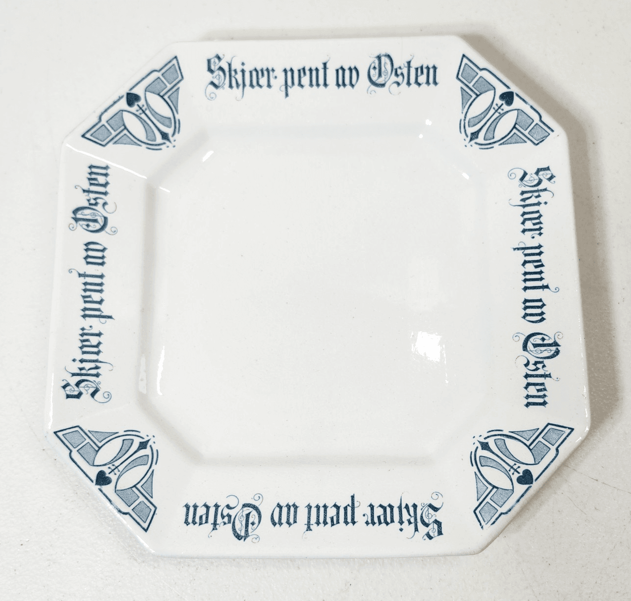 VTG Norway 8" Cheese Plate "SKJAER PENT AV OSTEN" Motto Norwegian
