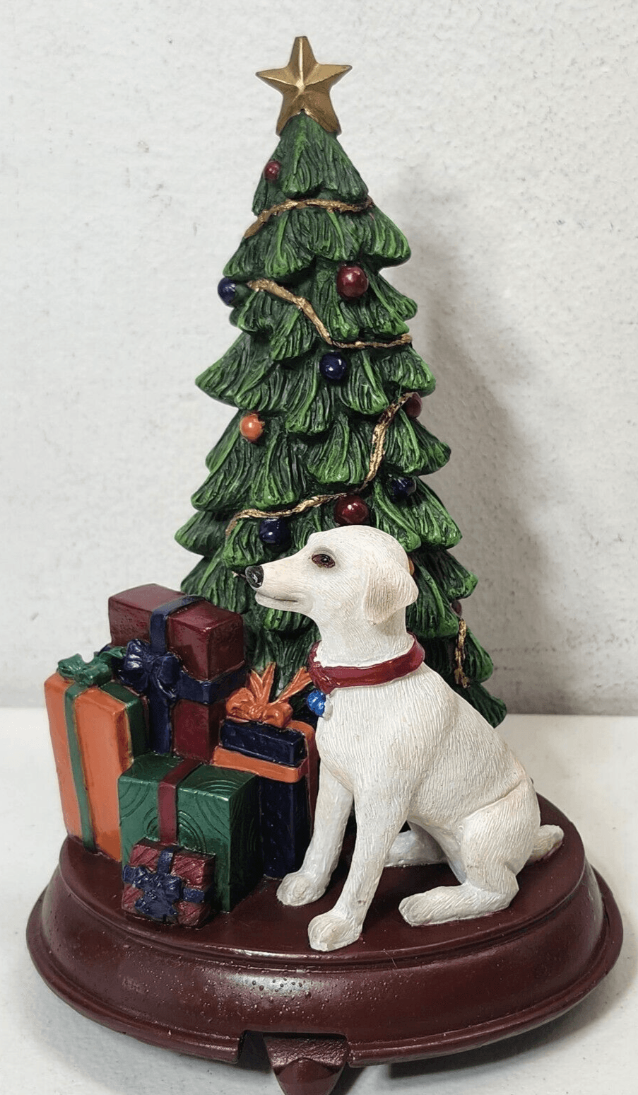 Seasonal Elements Christmas Tree Statue With Dog & Presents Home Decor