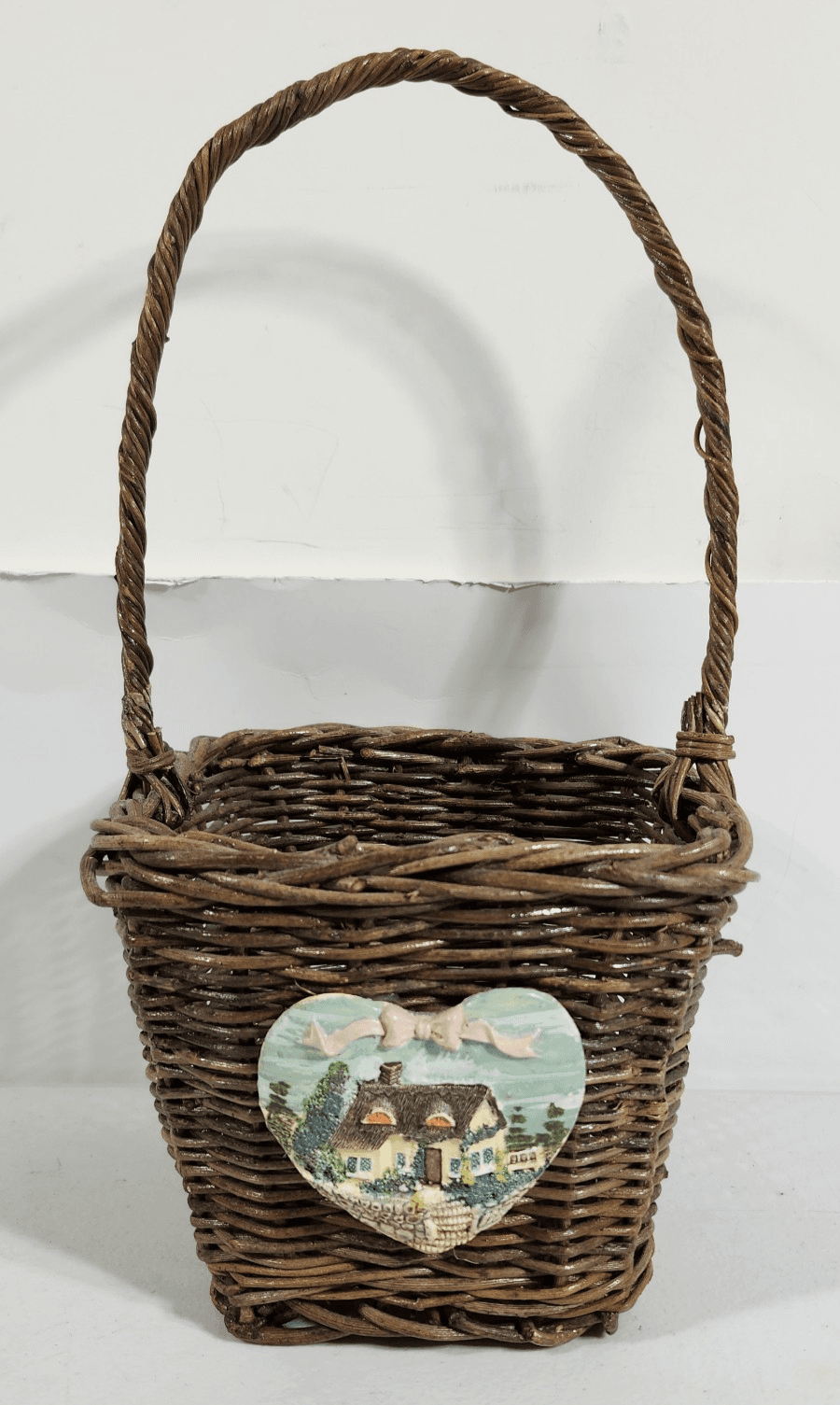 Vintage Rustic Basket Woven Wicker Ceramic Heart Farmhouse Cottage Shabby Chic