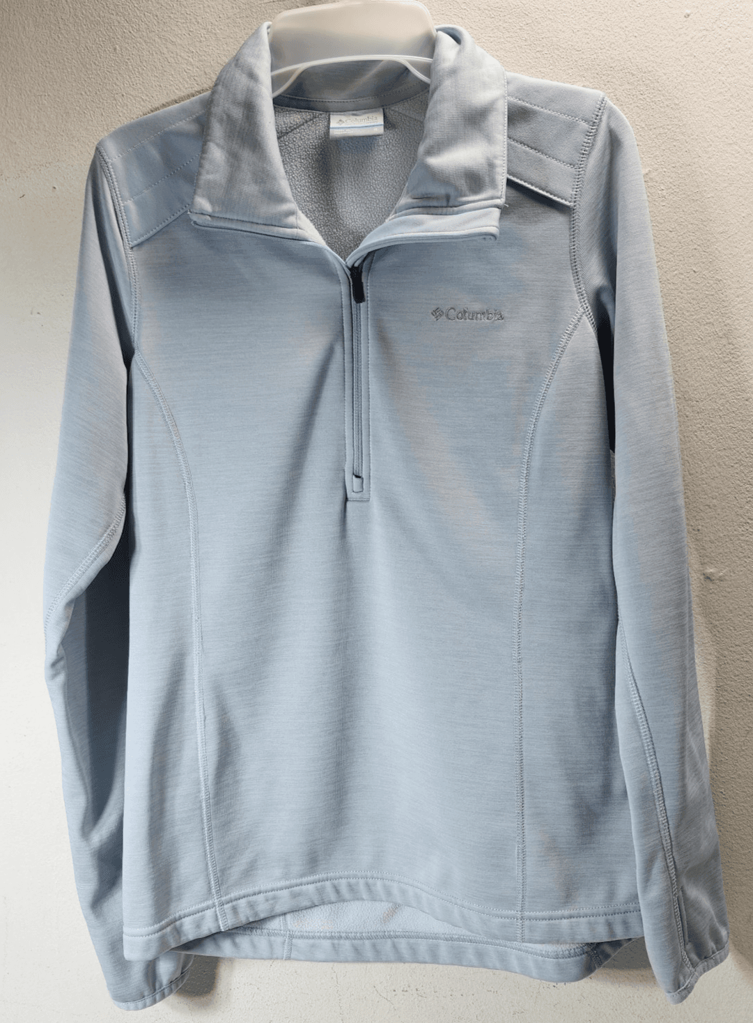 Columbia Women's size Small 1/4 Zip Pullover Shirt Light Blue