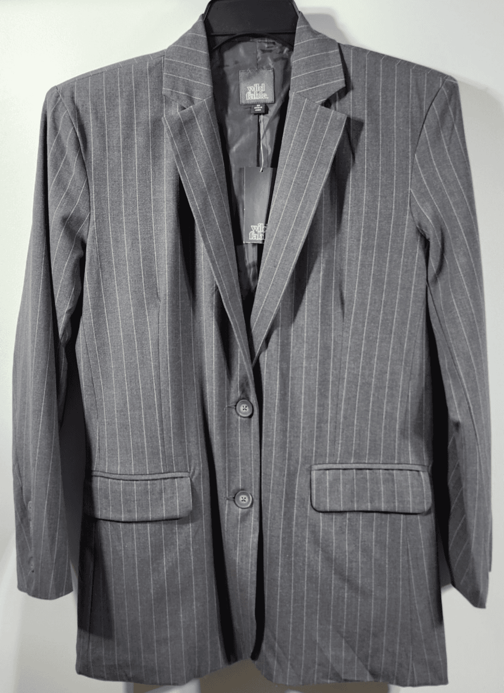 Wild Fable Blazer Women's XS Gray White Pinstripe Notch Lapel Two Button NEW