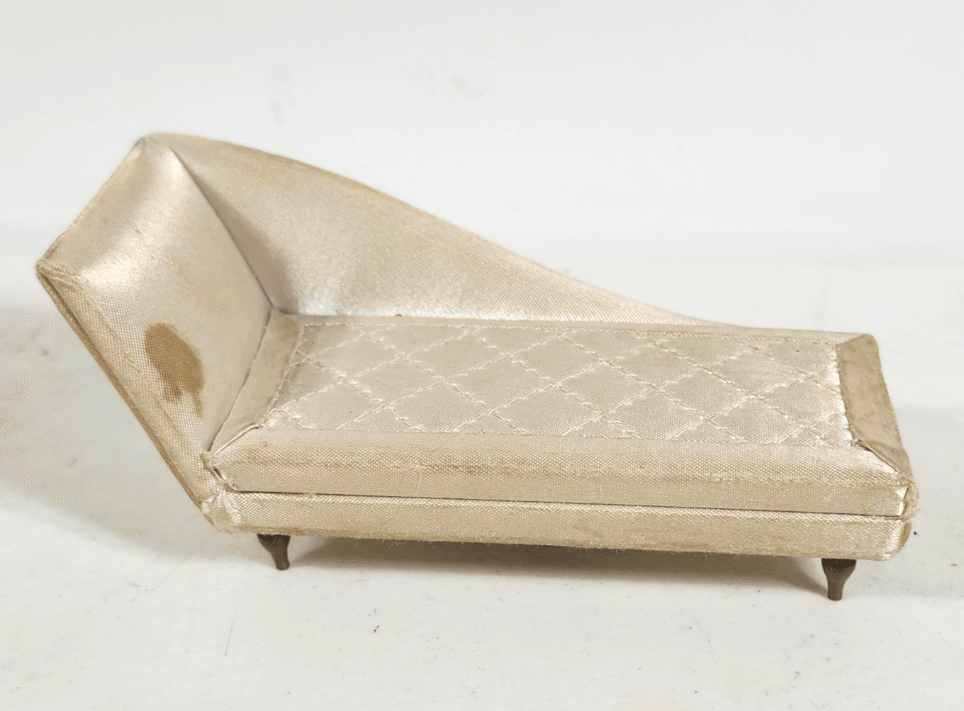 Ideal Petite Princess Dollhouse Boudoir Chaise Lounge Pink Satin Vintage Japan