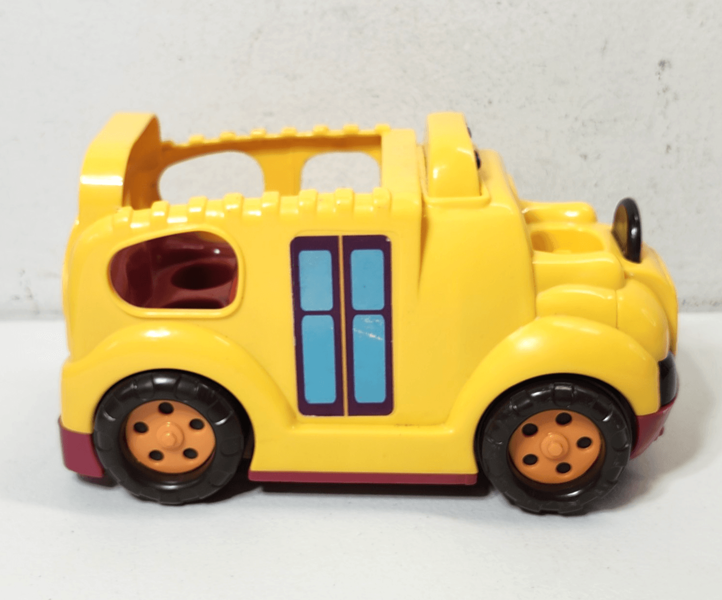 Battat School Boogie Bus Kids Vehicle Battery Operated Yellow Toy