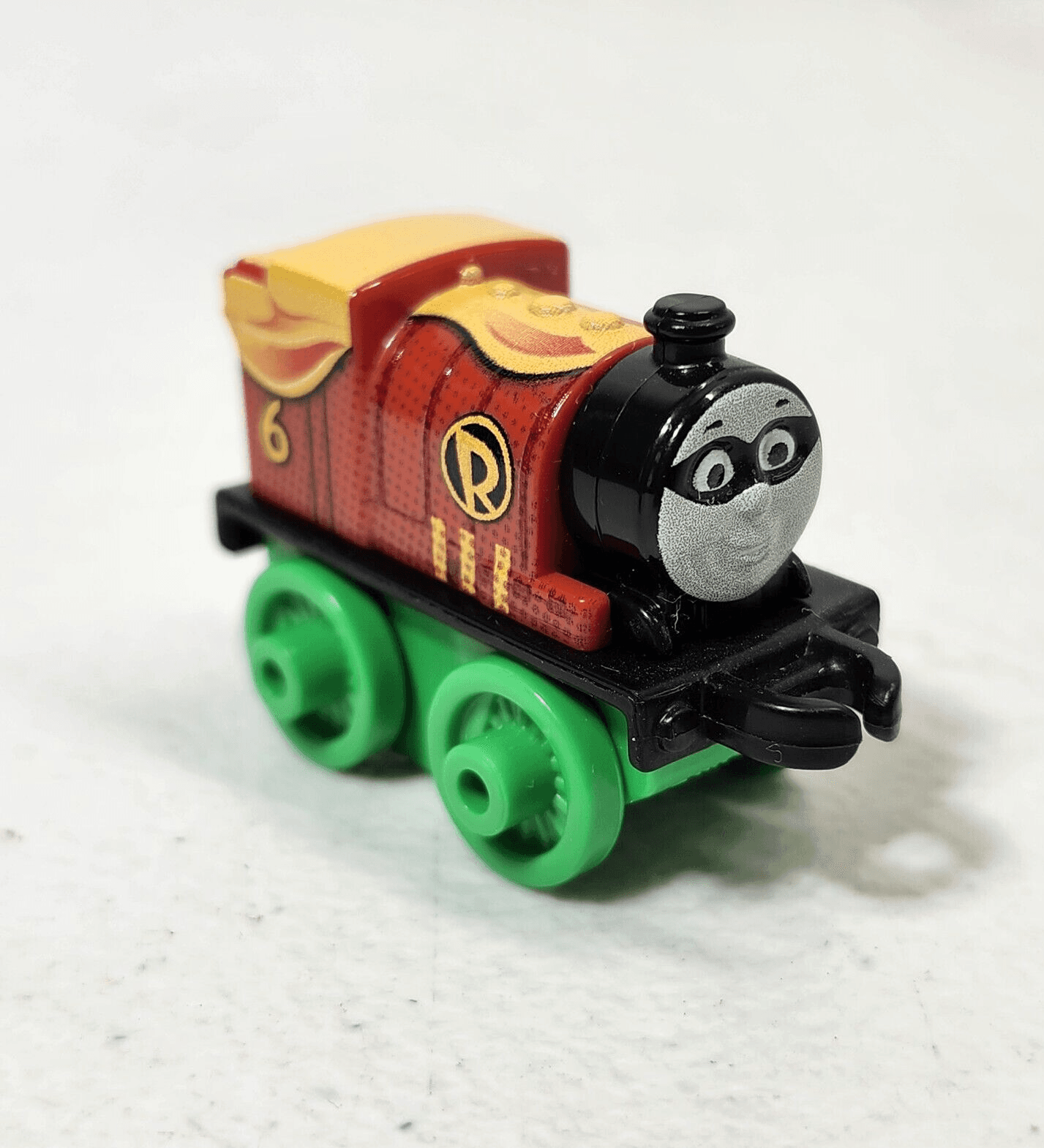 Thomas & Friends Mini Train Engine DC Super Friends Percy Robin Toy
