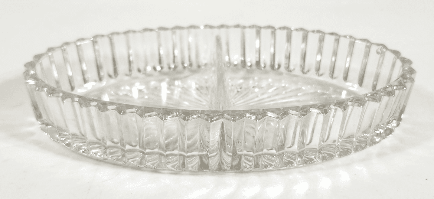 Vintage Heisey Glass Trinket Box Dish Home Decor 7"