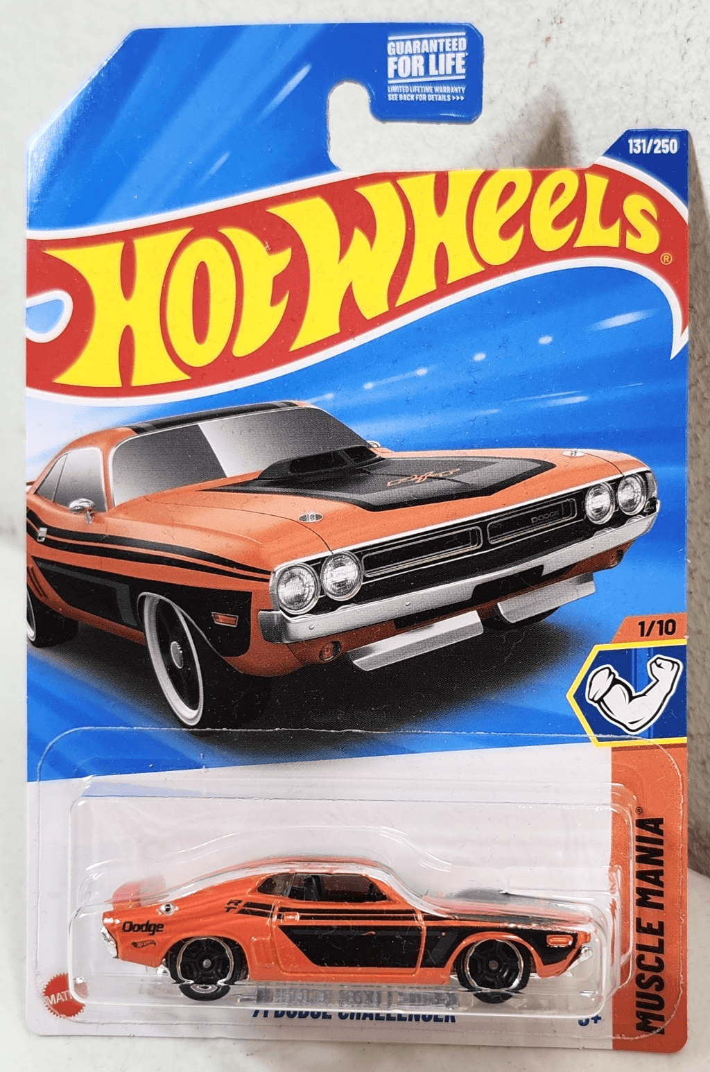 Hot Wheels ‘71 Dodge Challenger Muscle Mania Orange Car 1/64 Toy Vehicle NEW