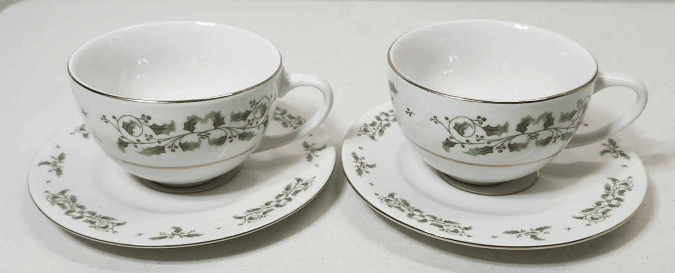 2 Gibson Porcelain China Holiday Charm Cup & Saucer Sets Christmas Holly Berry