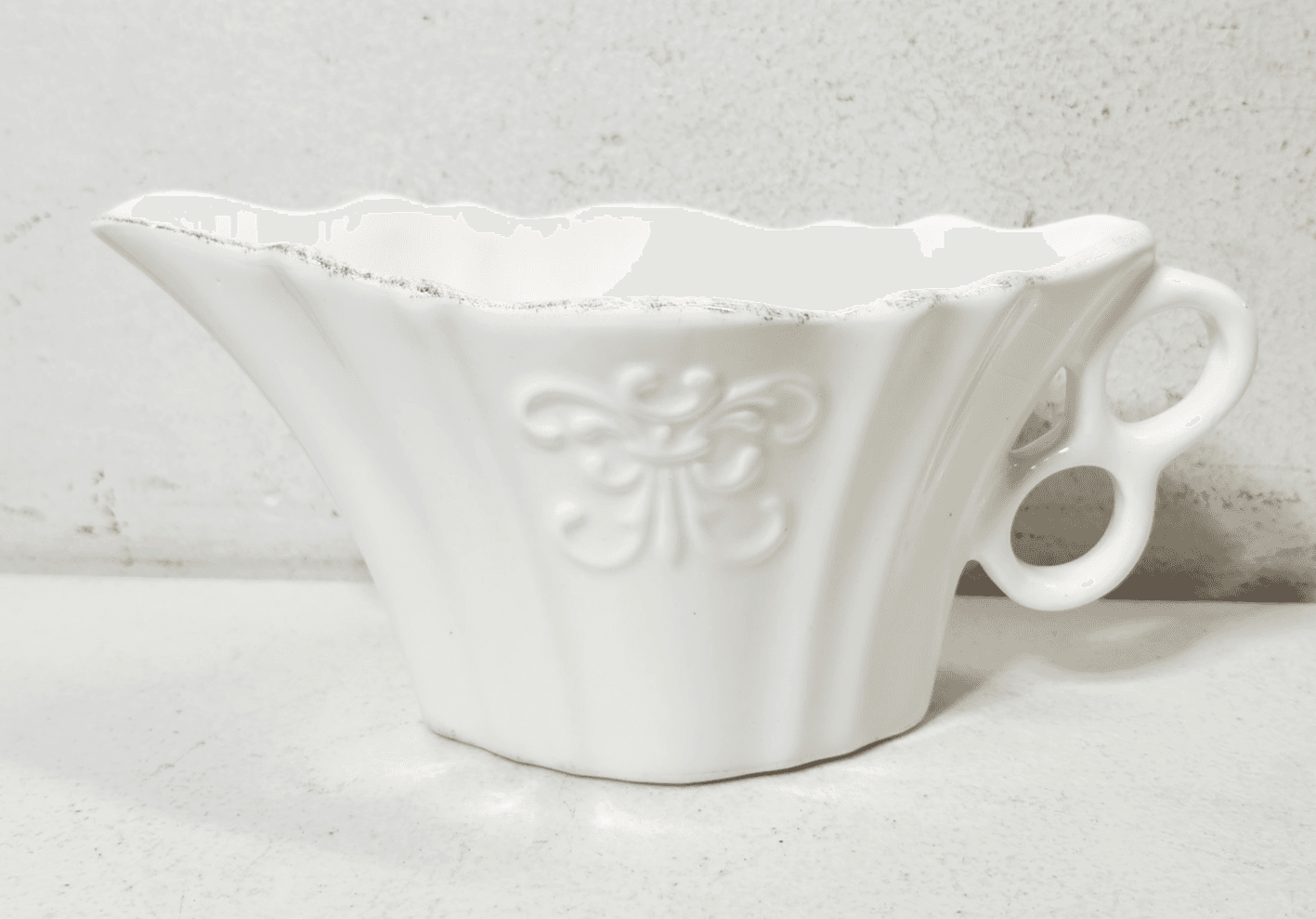 Vintage Le Grande Buffet Salatier Gravy Boat Home Decor