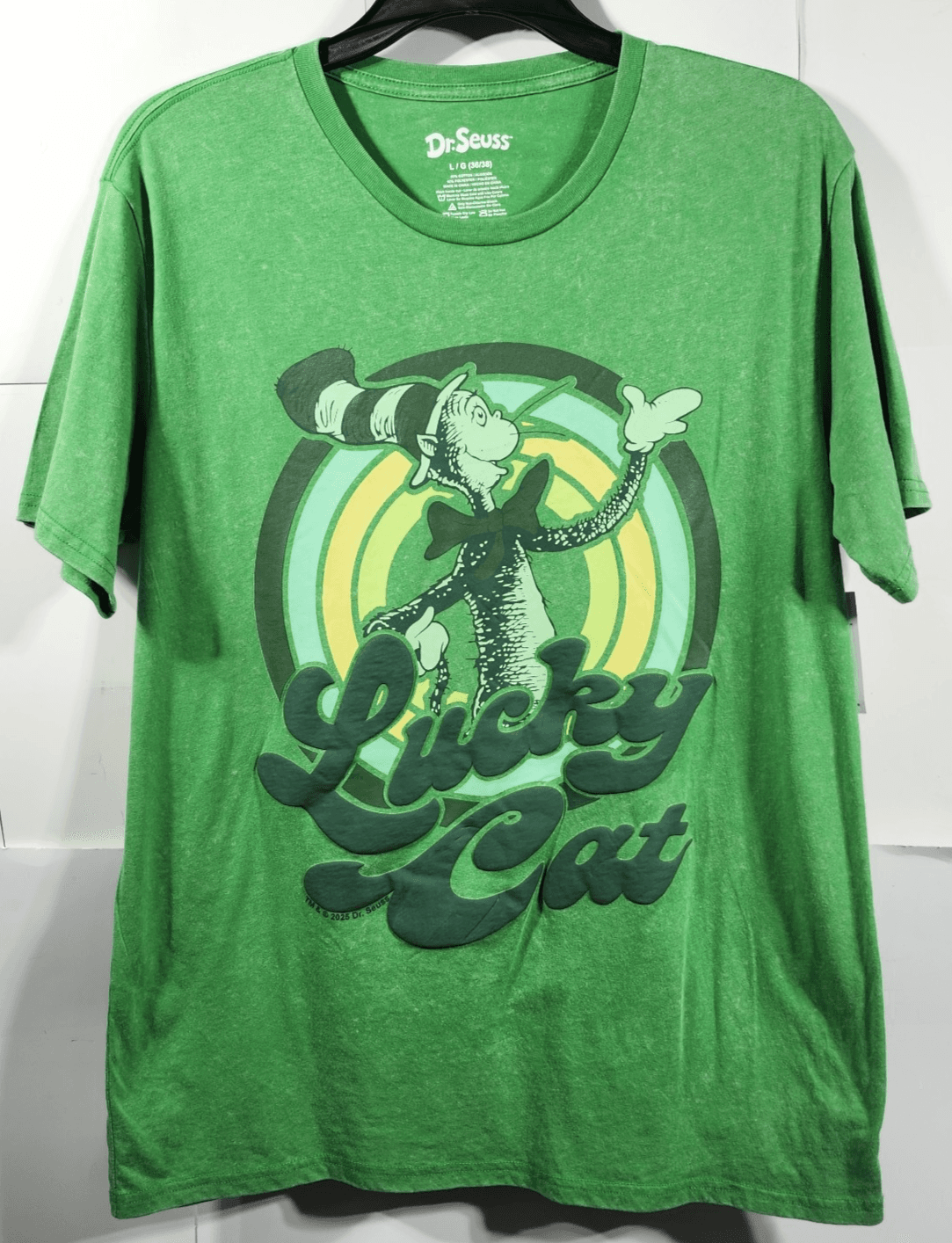 Men's Large Tshirt Dr. Seuss Lucky Cat Graphic Green Short Sleeve Shirt NEW
