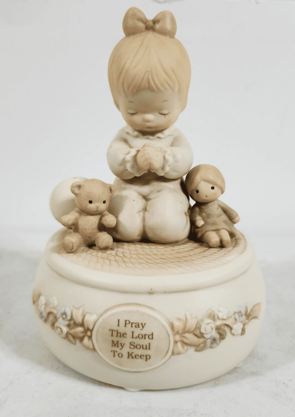 Memories of Yesterday I Pray the Lord My Soul to Keep Figurine Enesco Atwell