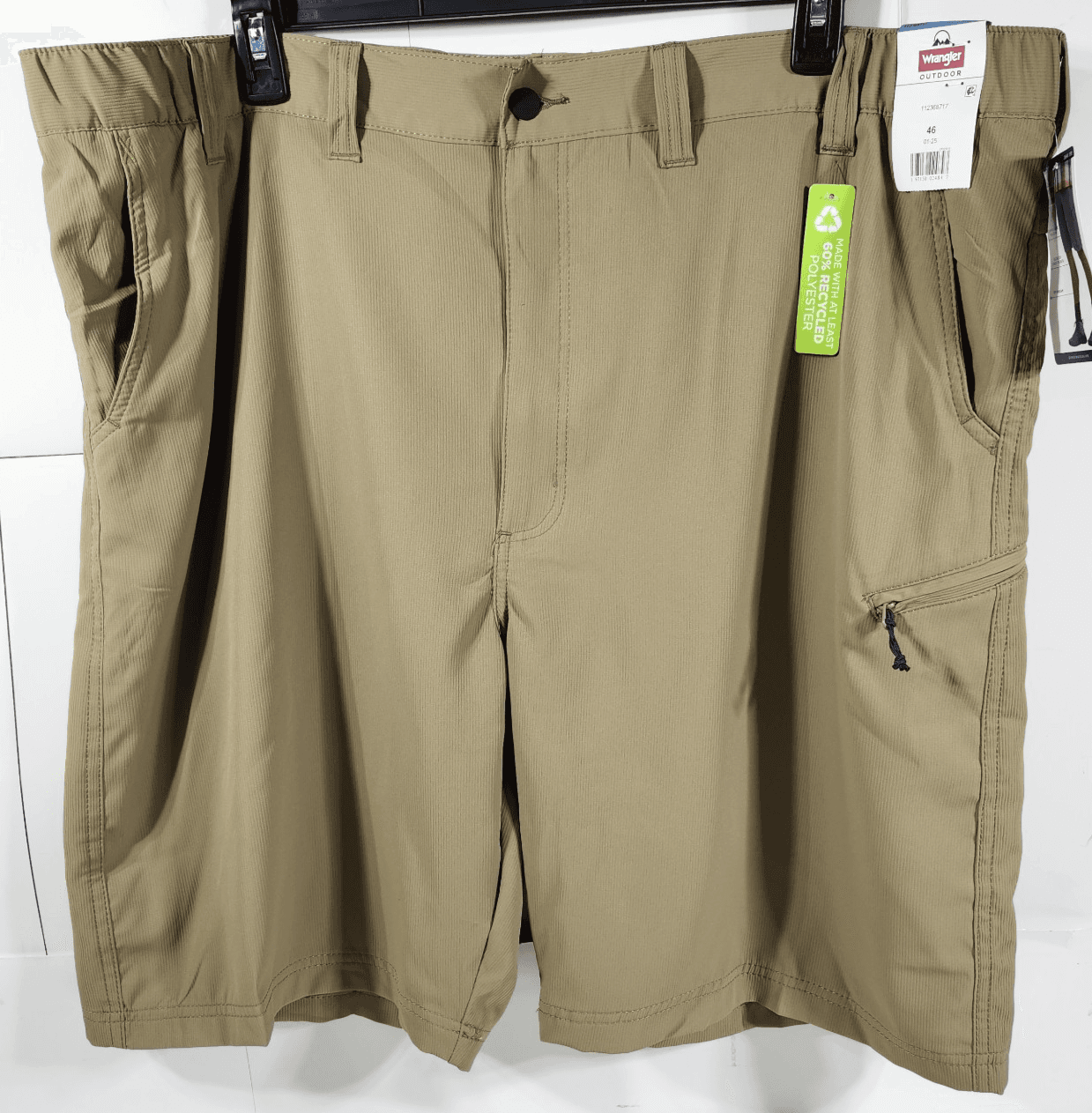 Wrangler Mens 46 Cargo Shorts Moisture Wicking UPF Pockets Softshell Brown NEW