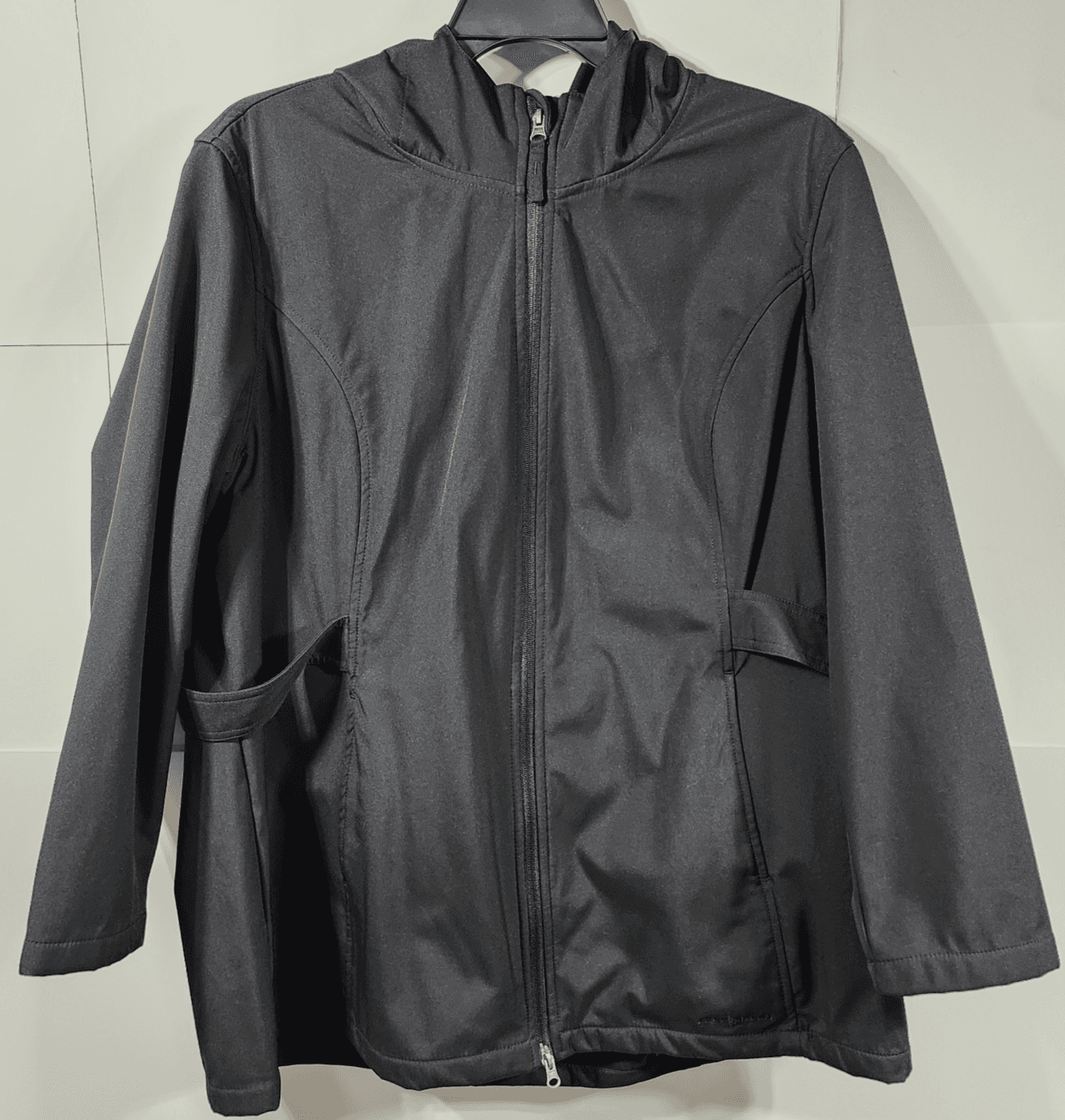 Free Tech Women's 2X (18-20) Black Soft Shell Hooded Jacket Full Zip W/Pockets
