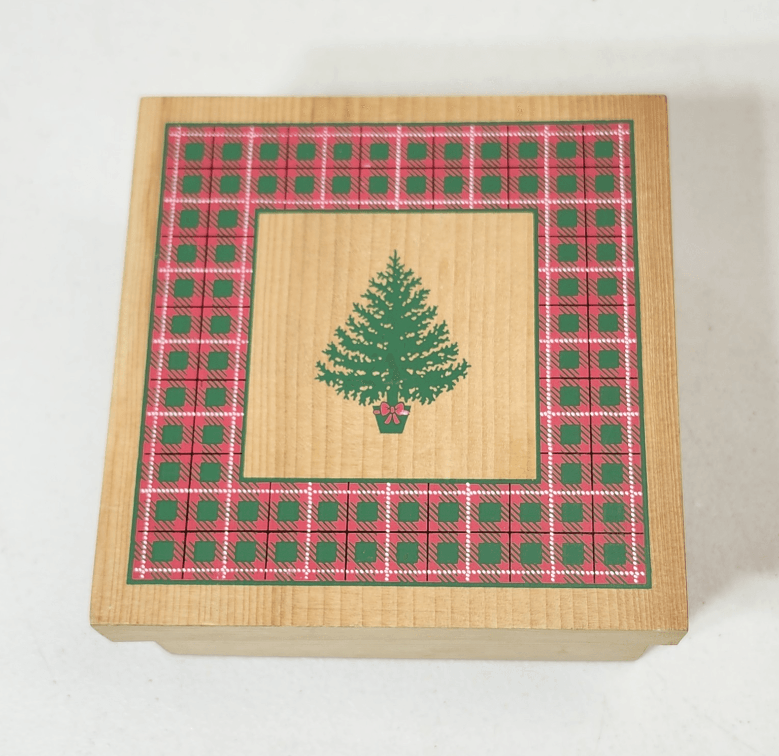 Vintage Hallmark Wooden Box Napkin Holder Christmas Tree Design Home Decor