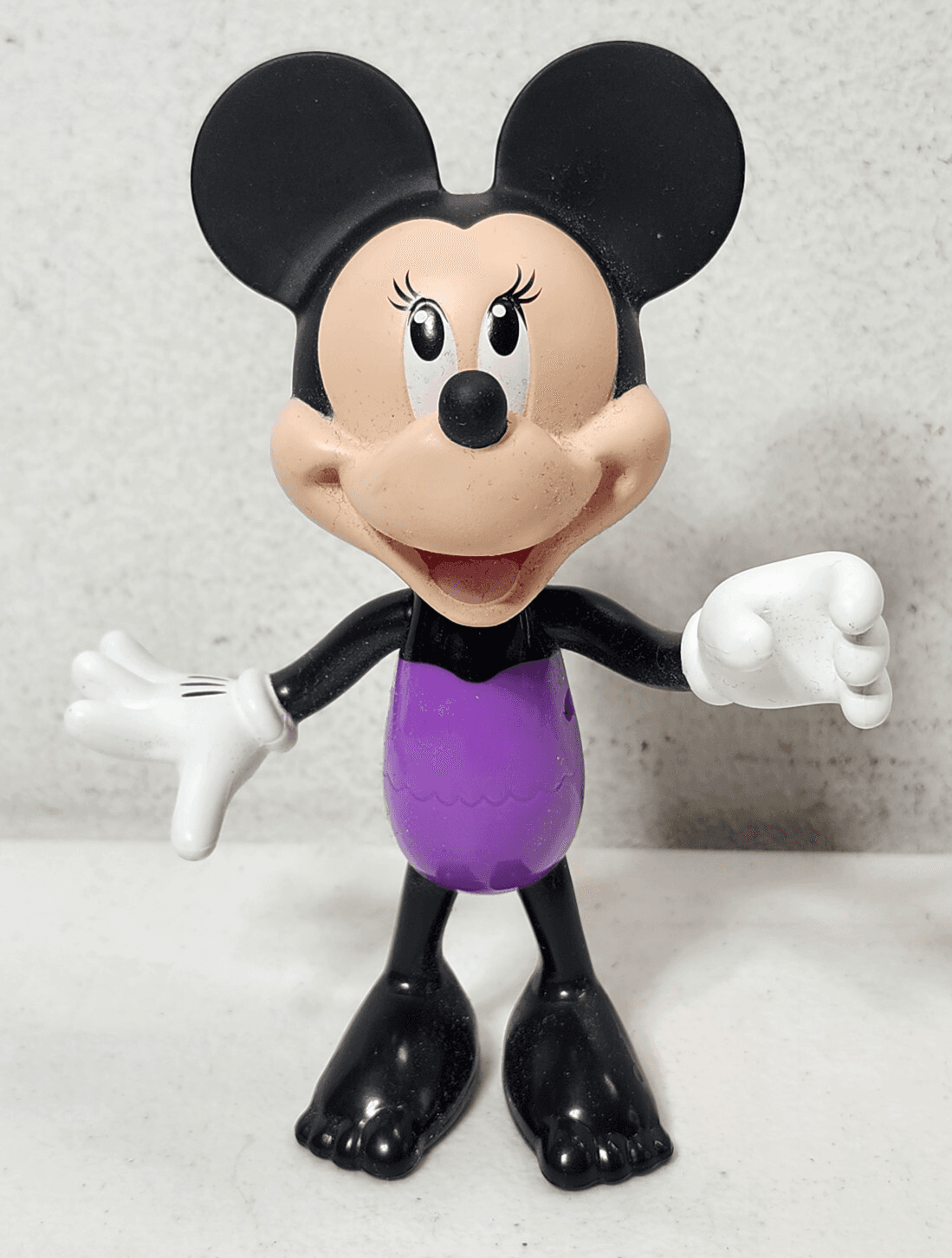 Disney Minnie Mouse Bowtique Kids Figure Snap N’ Style Toy 5” Mattel