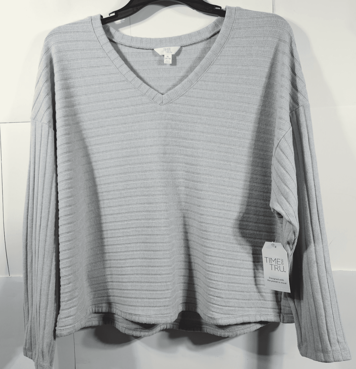Time and Tru Women's XL Shirt Ribbed Hacci V-neck Top Gray NEW