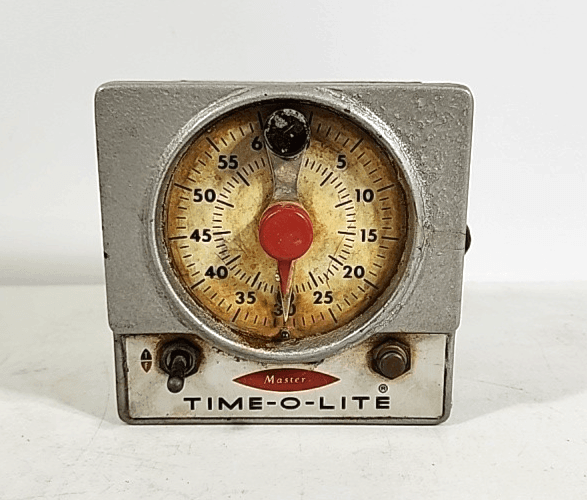 Master TIME-O-LITE Timer Model M-72 Darkroom Face Glows