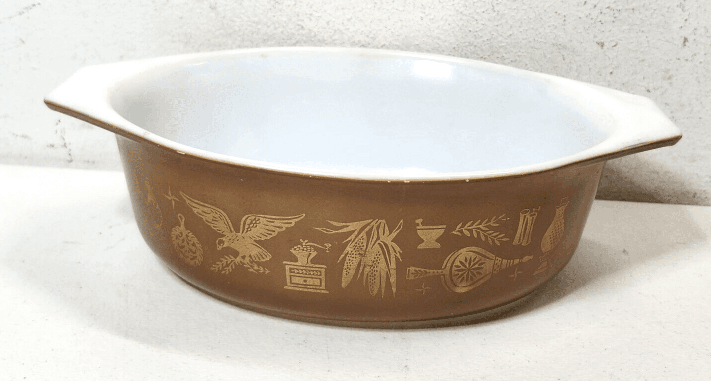 Pyrex Early Americana Eagle 043 Oval Casserole Dish 1.5Qt Brown