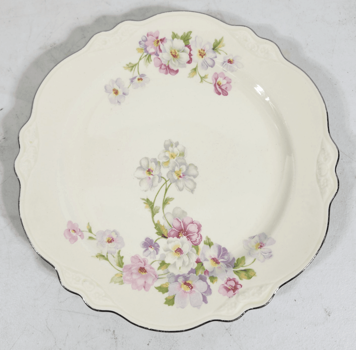 Vintage Homer Laughlin Virginia Rose Dinner Plate 9.25"