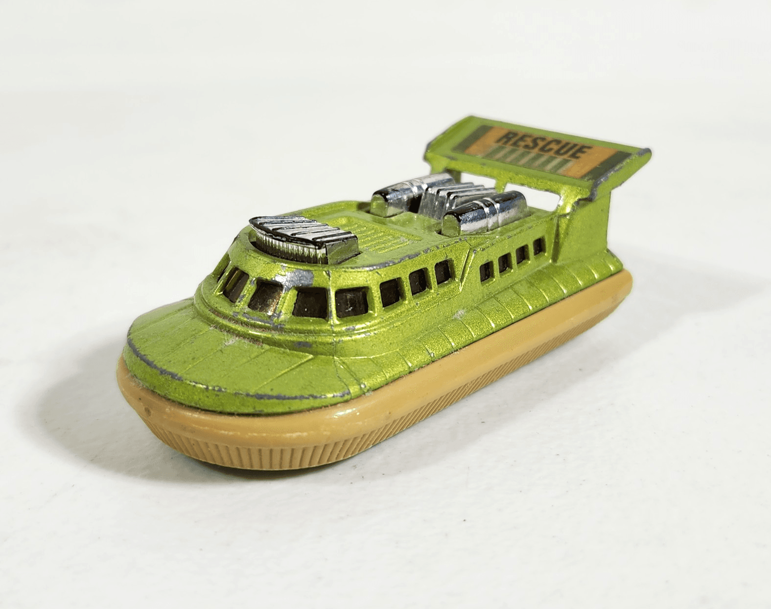 Vintage Lesney Matchbox Superfast Hovercraft Green 1/64 Toy Vehicle Loose
