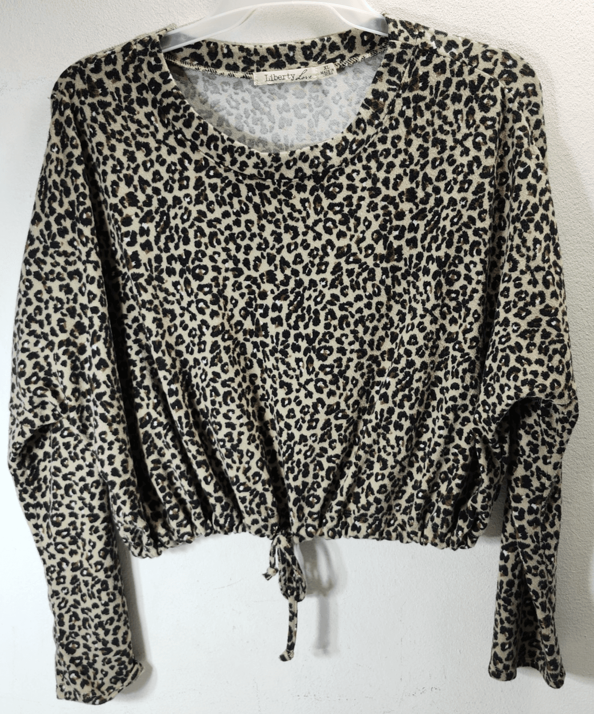 Blouse Women's Size XL Leopard Print Liberty Love Long Sleeve Top